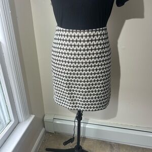 Black gold and White Patterned Pencil Skirt